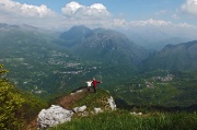 67 Sul cocuzzolo con vista sulla Val Taleggio